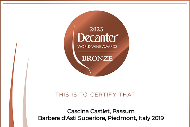 Decanter 2023 - Passum